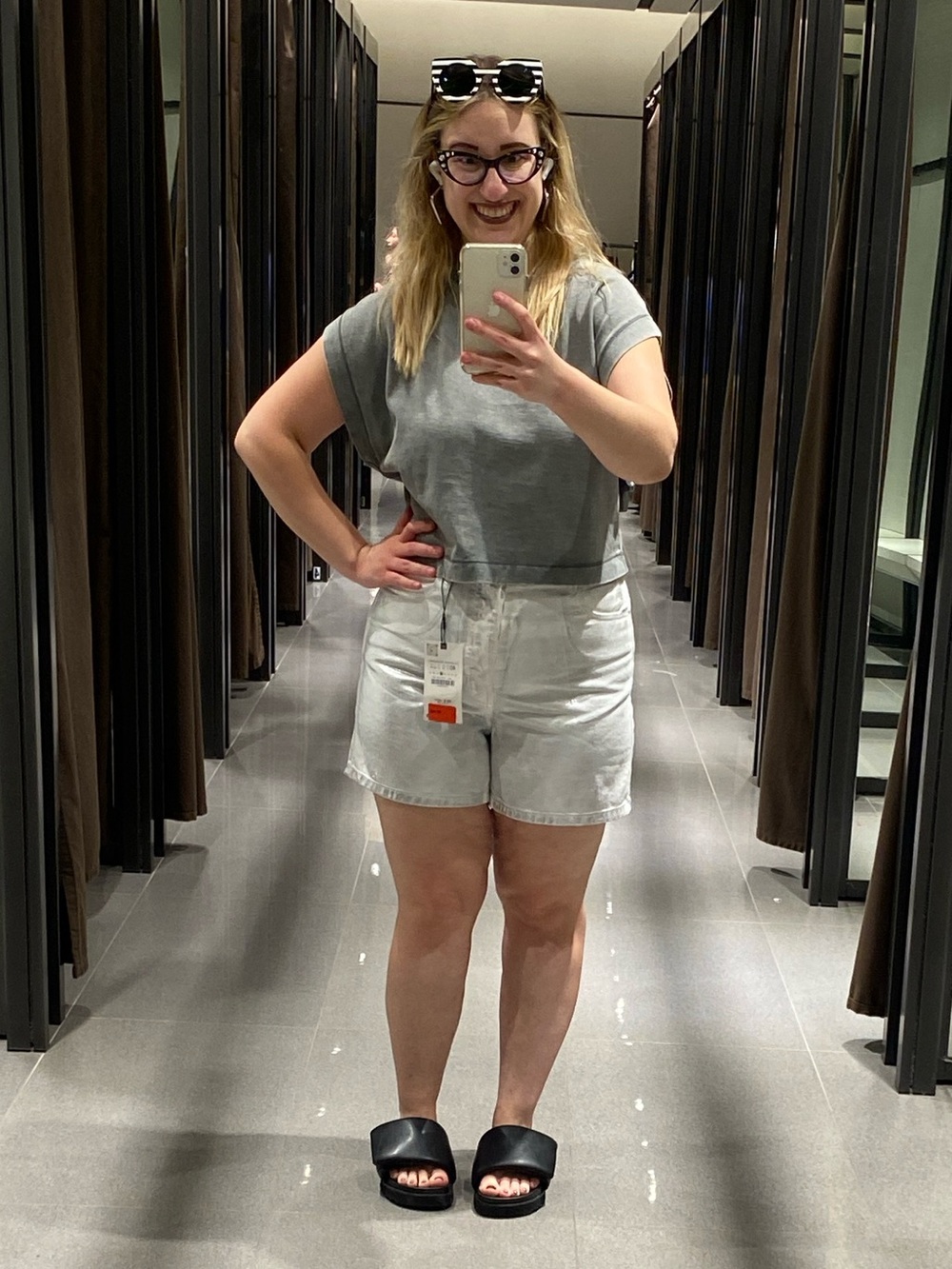 Casual boxy washed grey muscle tee (more photos coming)